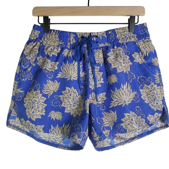 Roots‎ Canada Floral Board Shorts M Blue Tan - Picture 1 of 9